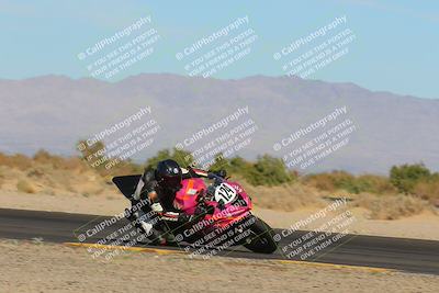 media/Dec-04-2022-CVMA (Sun) [[e38ca9e4fc]]/Race 9 Supersport Middleweight Shootout/